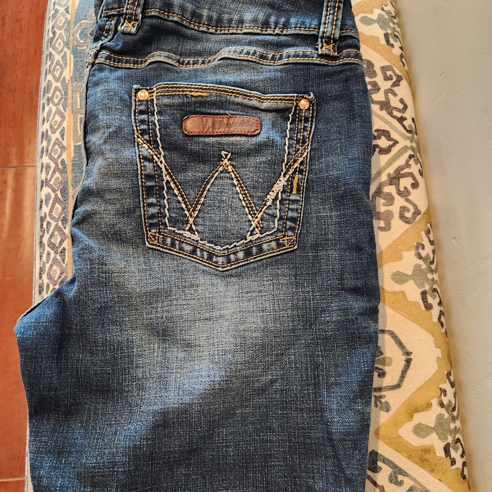 Wrangler Women's Retro Mae Jeans